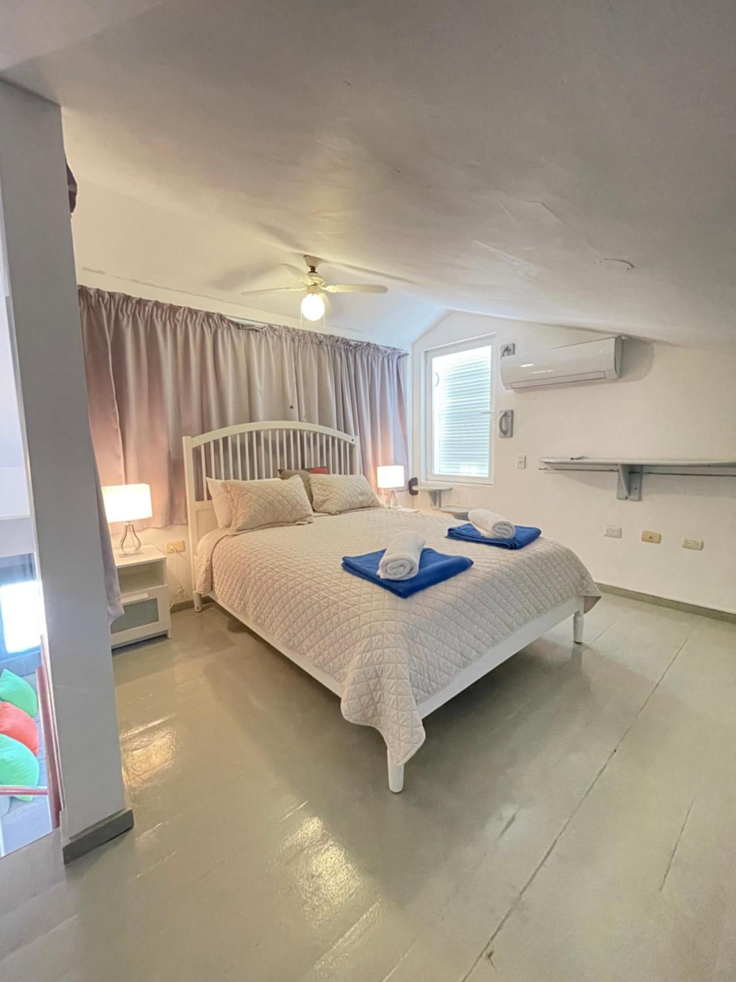 Apartamento de 2 dormitorios con vistas a la piscina